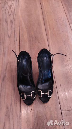 Босоножки женские 39 размер Gucci