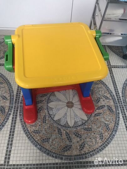 Стол -мольберт, детский