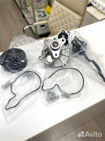 Помпа охлаждения BMW 11518638026