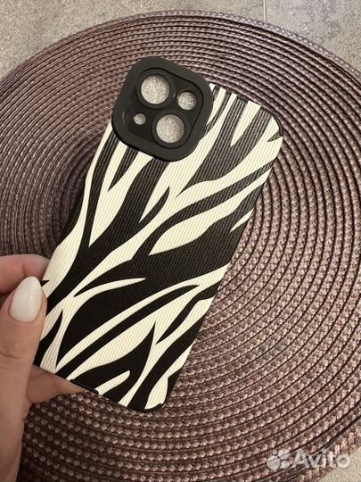 Чехол на iPhone 14