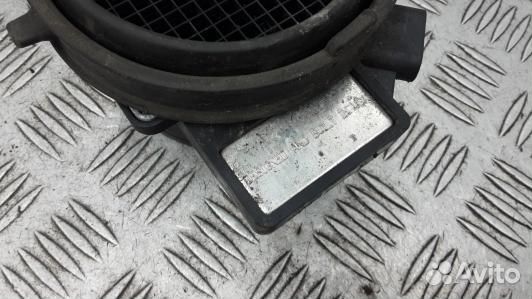 Расходомер воздуха бензиновый cadillac escalade 2