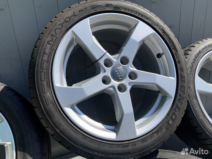 Оригинальные колеса на Audi A3 8V 8P R17