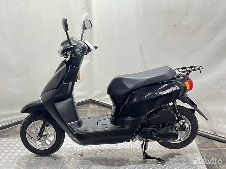 Скутер Honda Tact