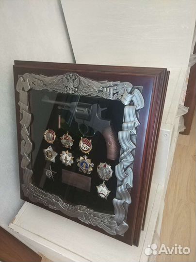 Ключница коллекционная новая История России дерево