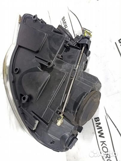 Фара правая Touareg 2002-2010 (после 2007 года не
