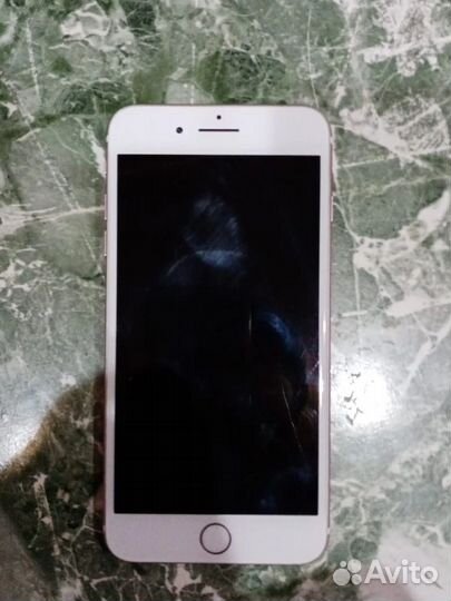 Телефон iPhone 7 plus