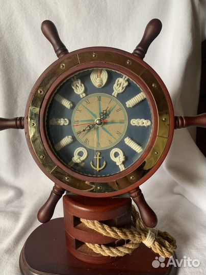 Часы штурвал