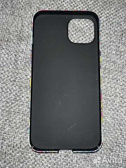 Чехол iPhone 13