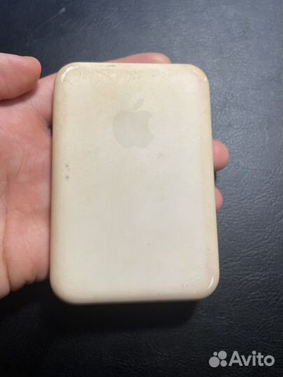 Внешний аккамулятор Magsafe battery pack