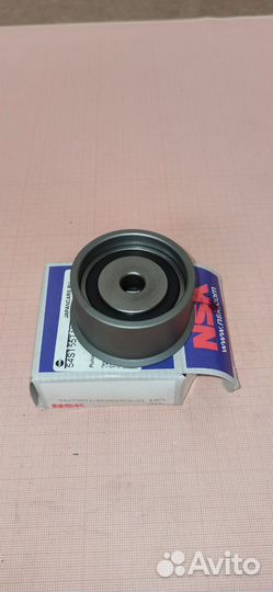 Ролик натяжной NSK Toyota Corolla 1350311030