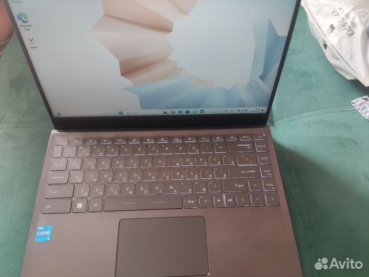 MSI ноутбук i5-11 поколения Iris xe