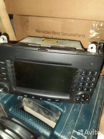 Магнитола на мерседес 639, 906