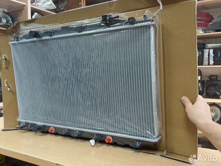 Радиатор охлаждения Хонда Аккорд/ Honda Accord