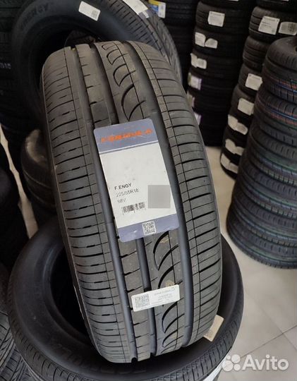 Tracmax X-Privilo TX3 225/55 R18 98V