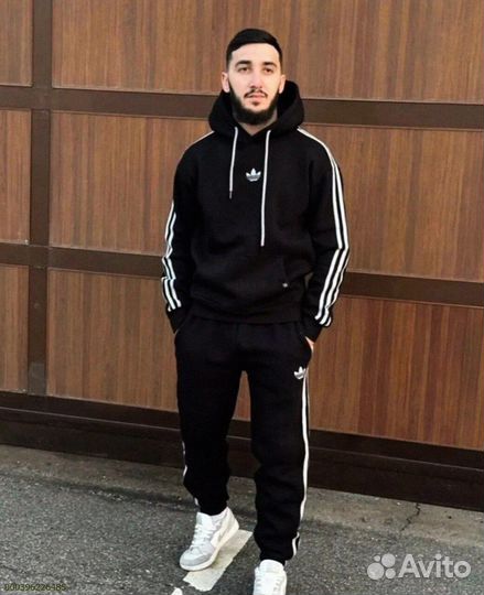 Спортивный костюм