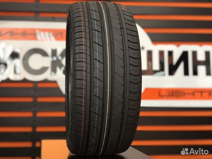 Royal Black Royal Performance 235/45 R18