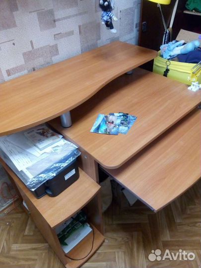 Компьютерный стол