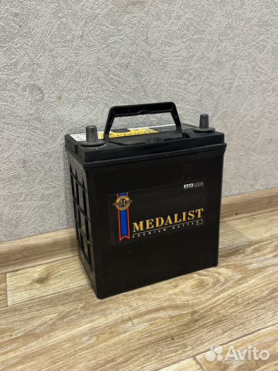 Аккумулятор автомобильный