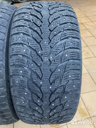 Nokian Tyres Hakkapeliitta 9 SUV 265/45 R20