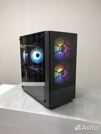 Intel core i7 / RX580 / 16 Gb / ssd 512 Gb