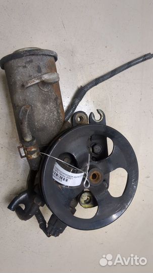 Гур Toyota Yaris Verso, 2001