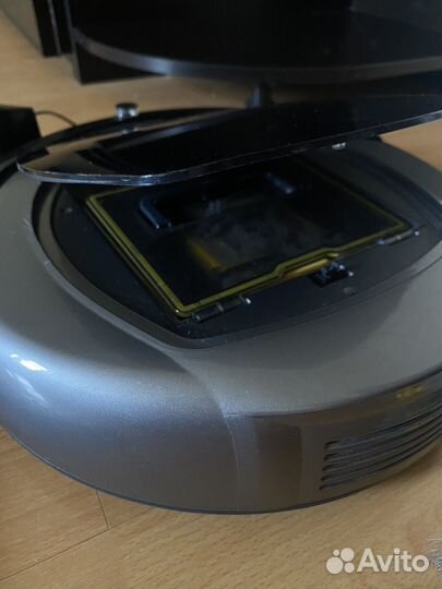 Робот пылесос liectroux