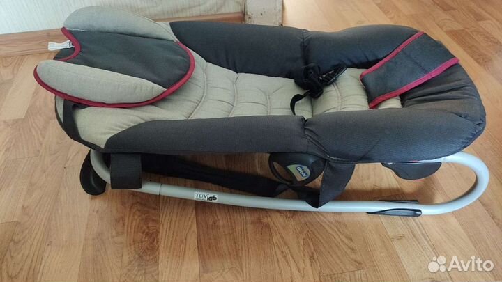 Шезлонг детский chicco