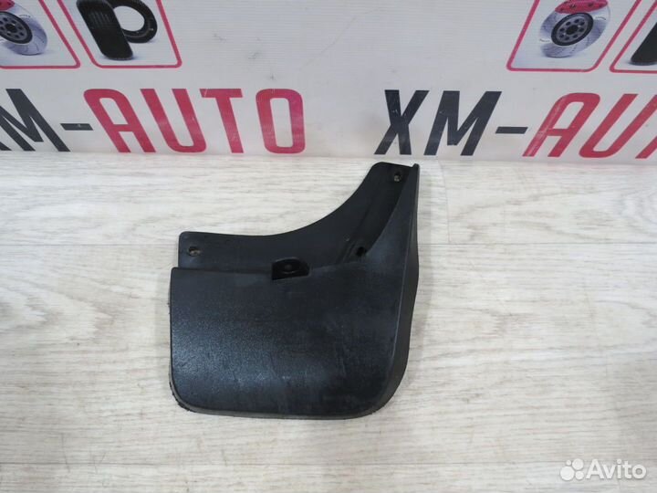 Брызговик задний правый LADA Xray