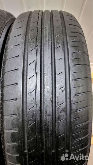 Yokohama BluEarth AE50 215/65 R17 99V
