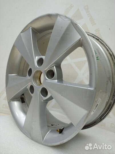 Диск литой R16 Skoda Octavia A7