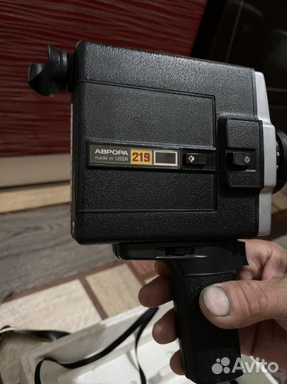 Кинокамера aurora 219