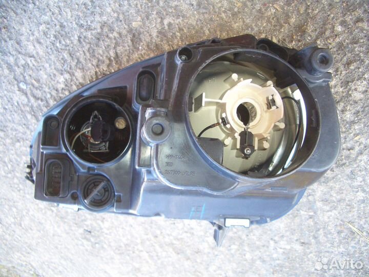 Фара правая Фольксваген Гольф с03