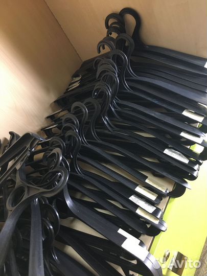 Плечики для одежды в ассортименте