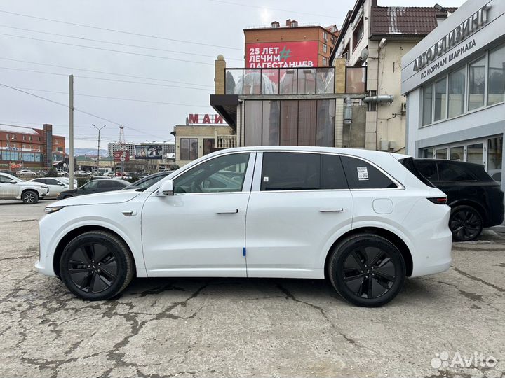 LiXiang L6 1.5 AT, 2025, 10 км