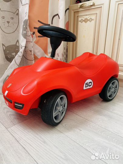 Машинка-каталка