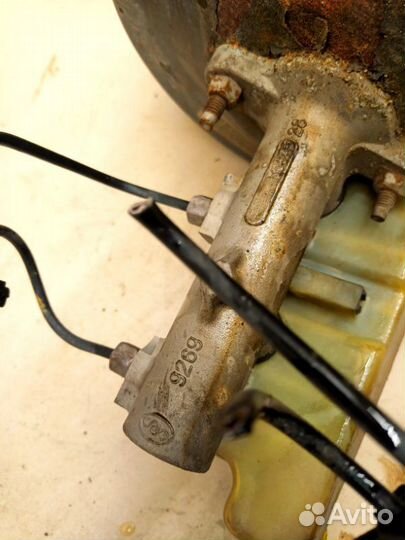 Главный тормозной цилиндр Chrysler Pacifica CS EGN