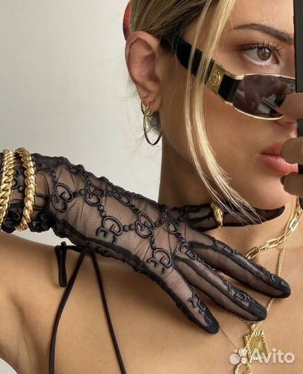 Перчатки в сетку