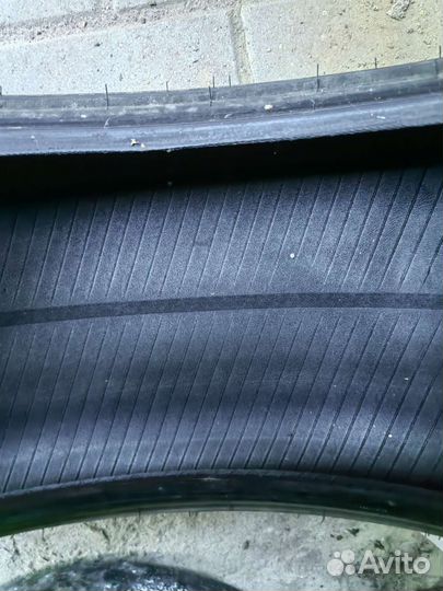 Bridgestone Dueler H/L Alenza 285/45 R22 110H