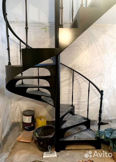 Лестница в коттедж