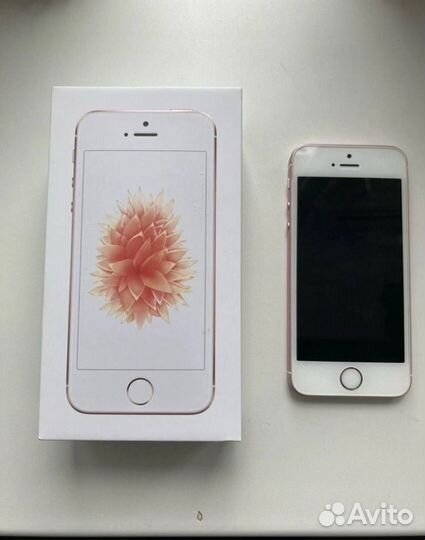 iPhone SE, 64 ГБ