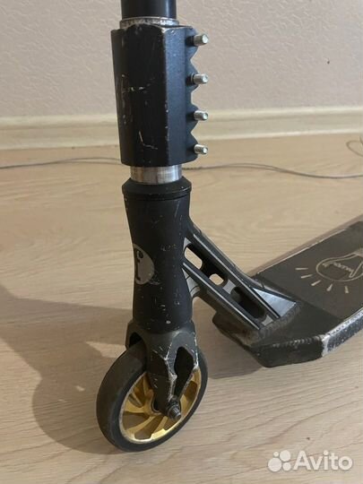 Трюковой самокат