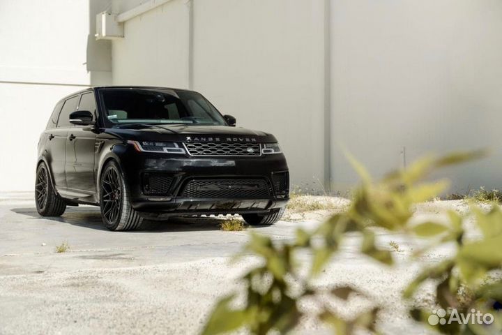 Кованые диски R23 GT Performa на Range Rover