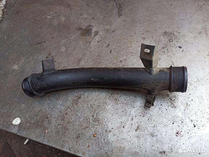 Патрубок интеркулера Opel Vectra C 2.2