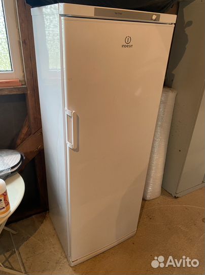 Морозильная камера indesit sfr167nf