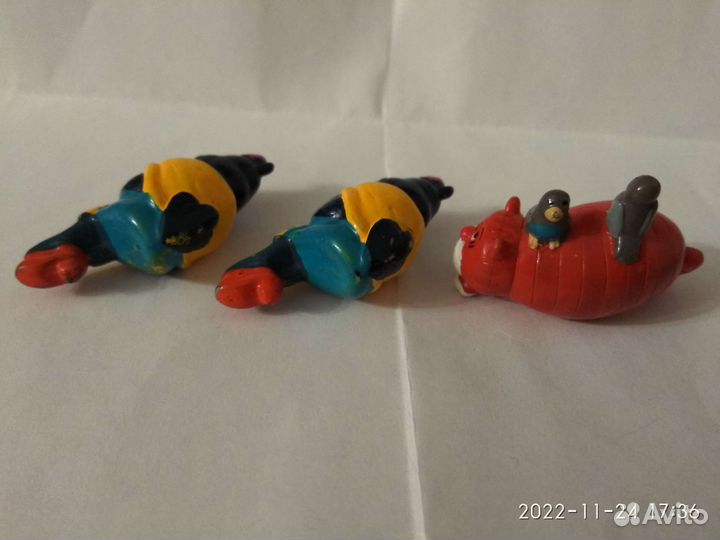 Киндер Ландрин попугай Кеша