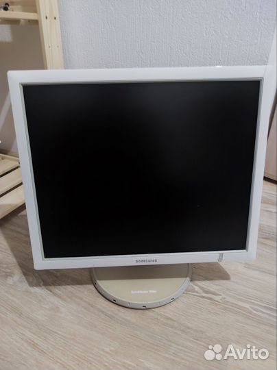 Монитор samsung syncmaster 960bf