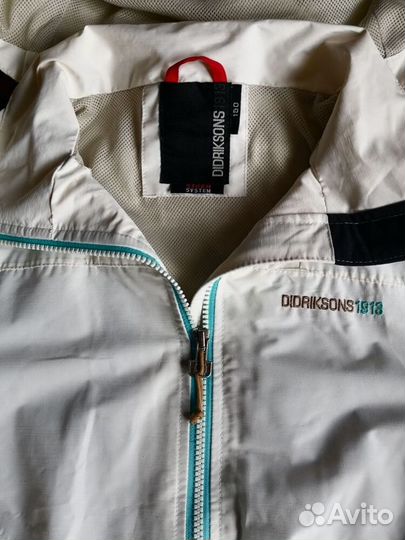 Ветровка для девочки