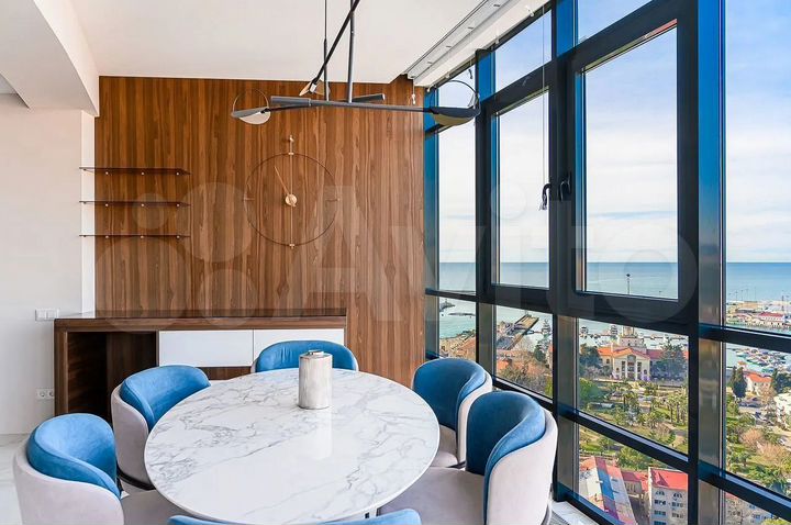 2-к. квартира, 107 м², 14/21 эт.