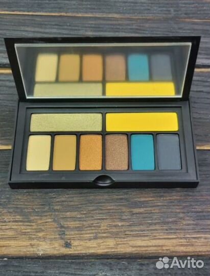 Палетка теней Smashbox Sunlit Yellow