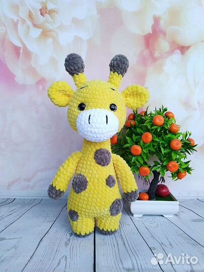 Мягкая игрушка Жираф вязаный крючком